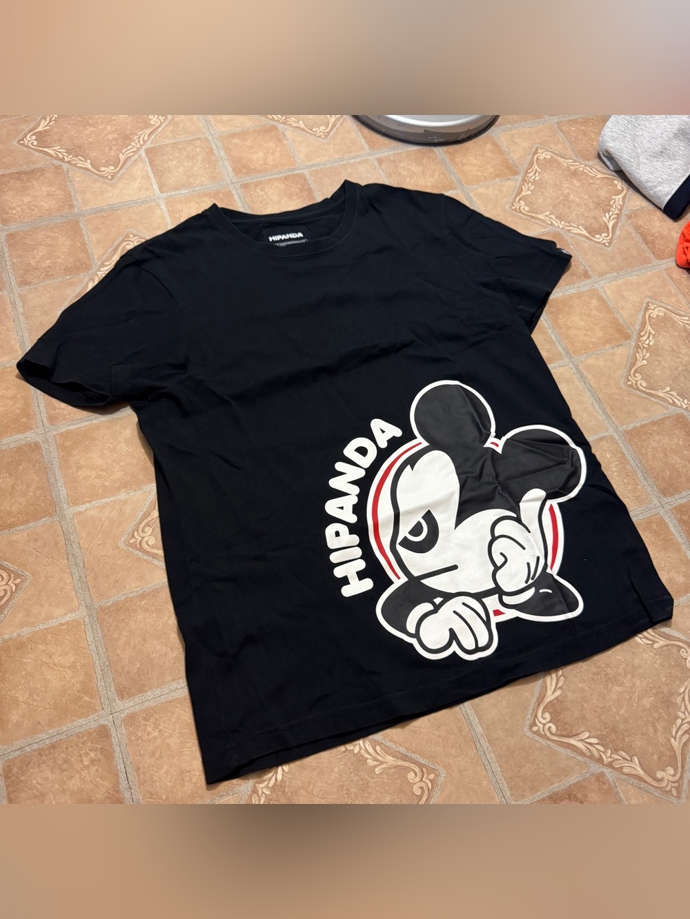 HIPANDA Graphic T-Shirt - Black (Medium)